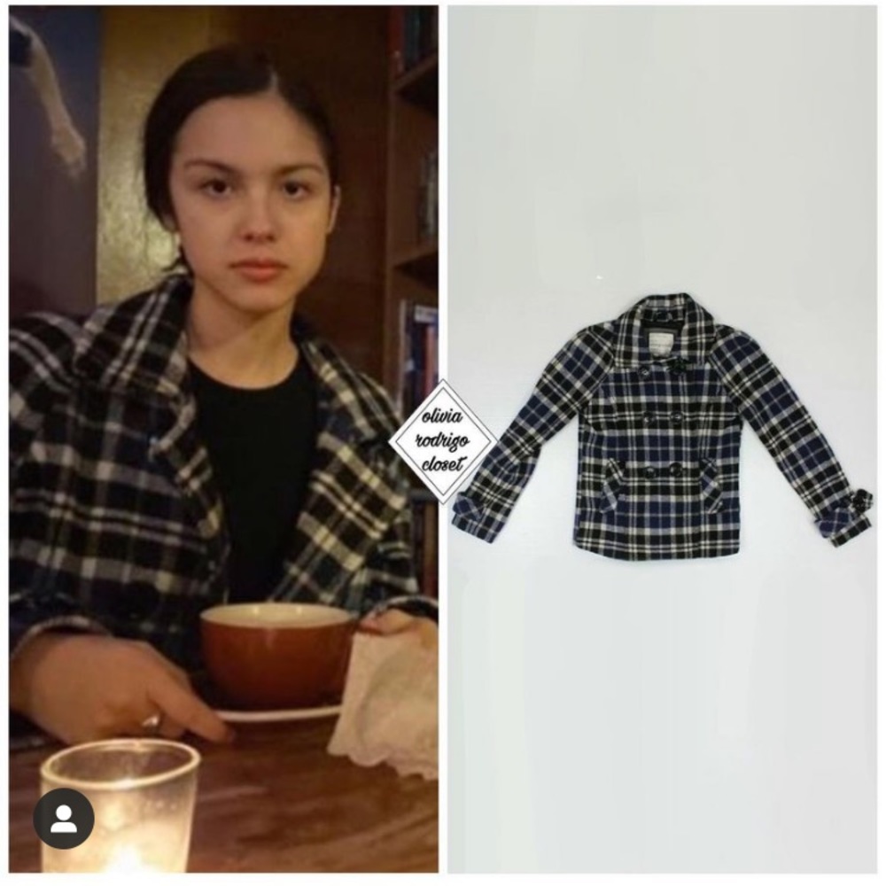 Aeropostale plaid Peacoat. Size small.